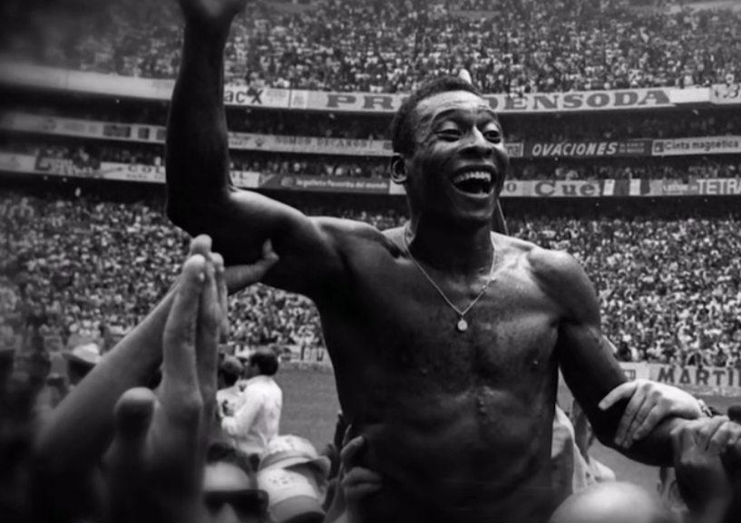 足球绿茵场巴西vs德国,球王贝利最后一场世界杯