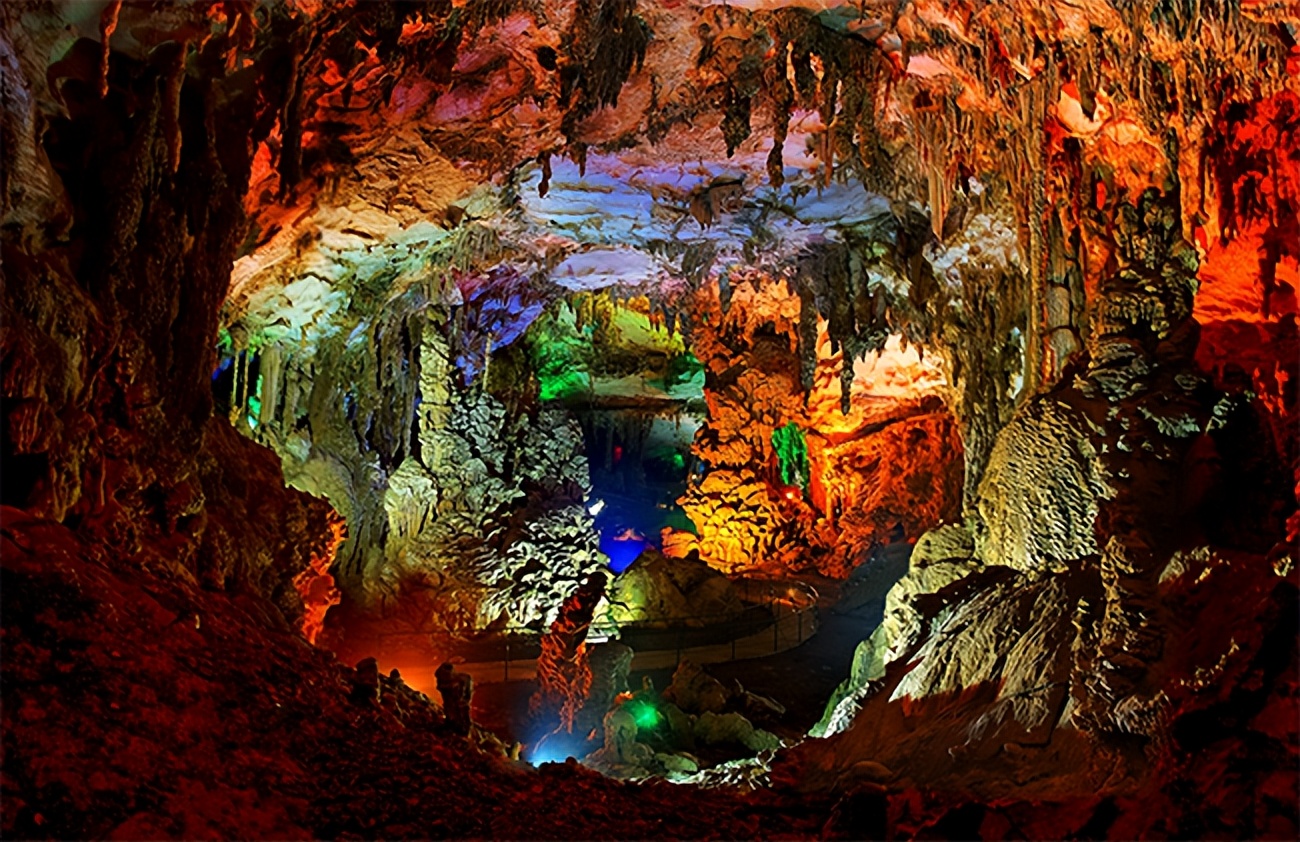 安顺旅游推荐,贵州安顺旅游线路攻略最新