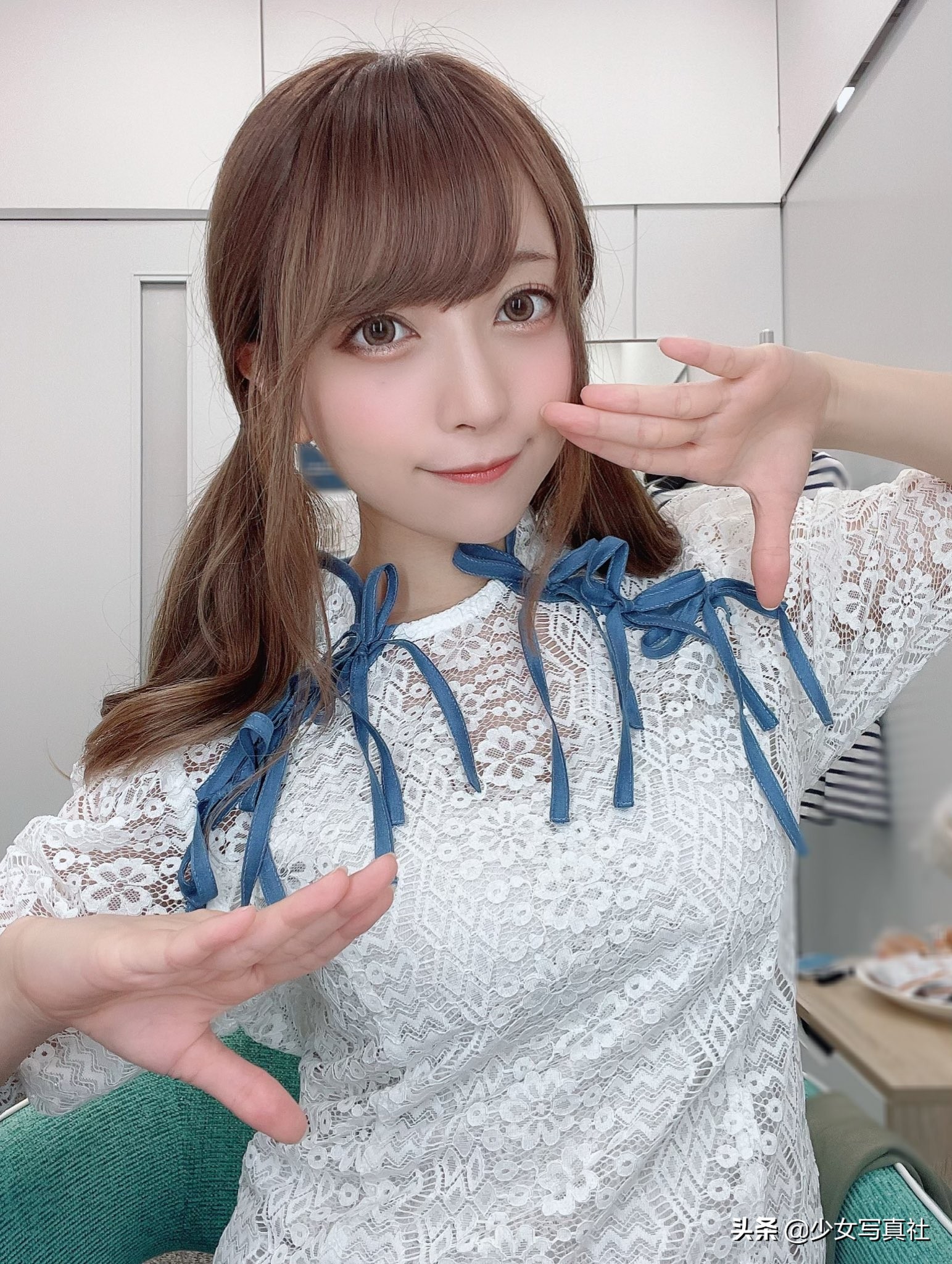 瀹湰褰╁笇骞磋交鐓х墖,瀹湰褰╁笇鐪熶汉鐓х墖