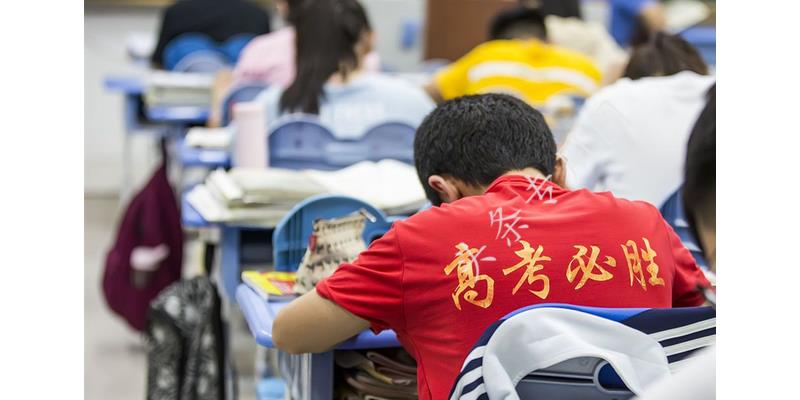 闺蜜打胎需要转钱给她吗,闺蜜没钱打胎我借钱给她