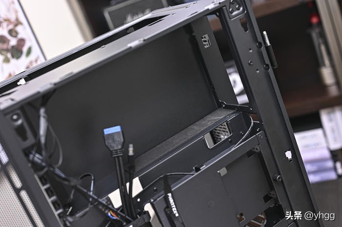 黑金全塔海景房——ROGZ790HERO+4080猛禽+追风者NV7装机展示