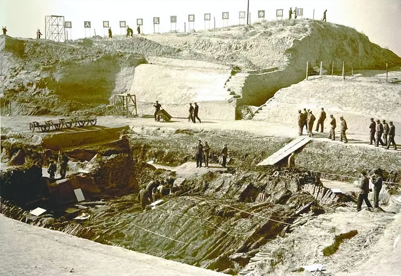 1972年到1974年发现的什么墓,1972年到1974年挖掘的墓