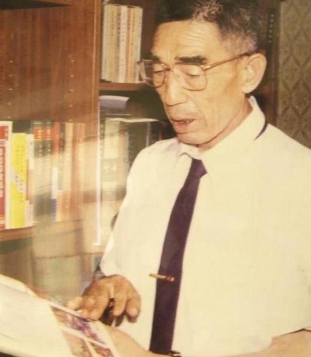 大邱庄禹作敏别墅现状：人去楼空，断垣残壁