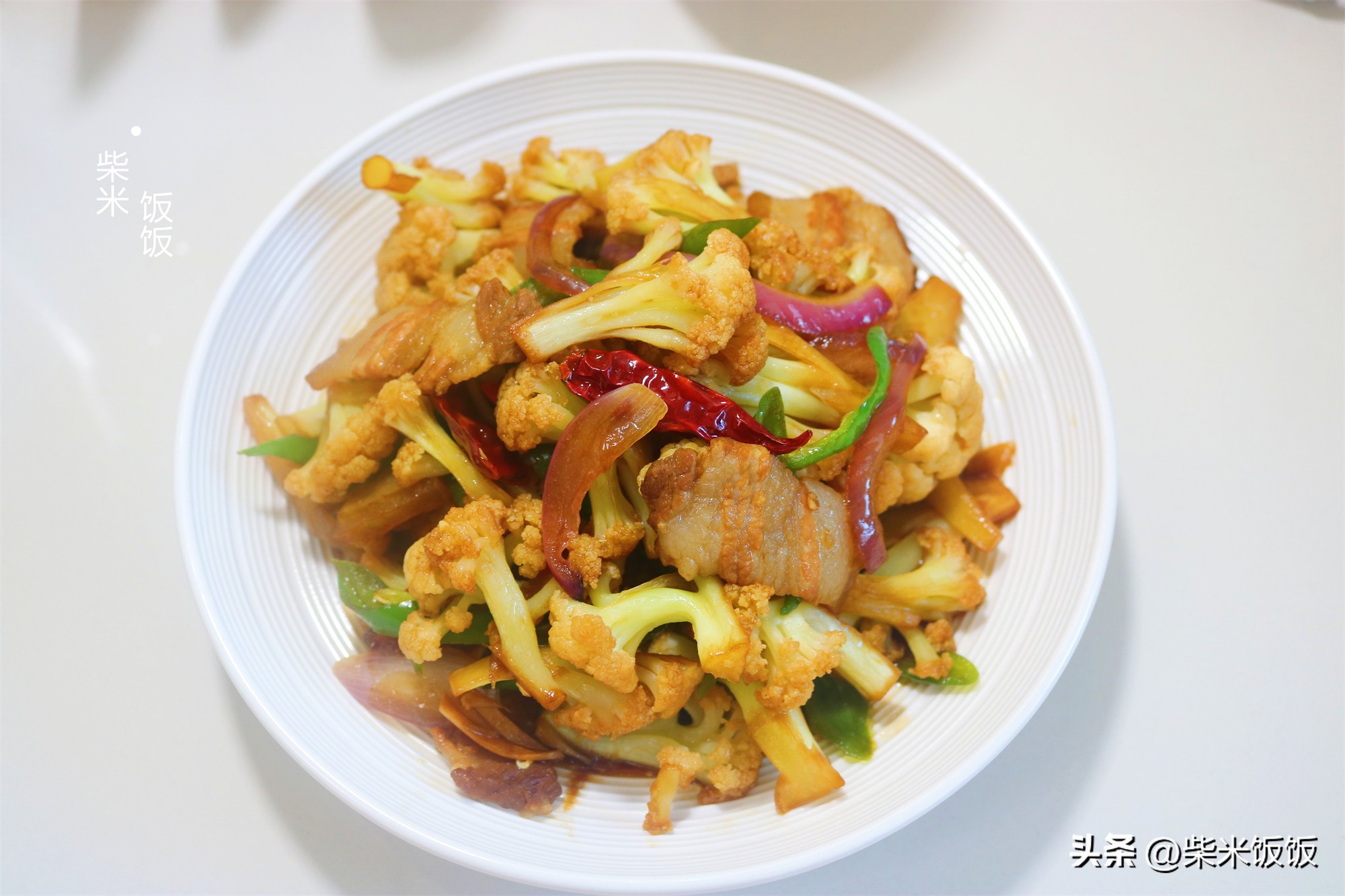 一道超级下饭的家常花菜鲜脆爽口,花菜怎么炒又脆又入味呢