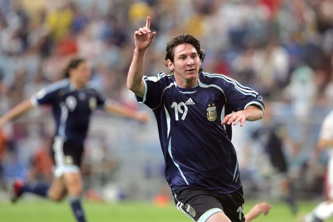 世界杯为什么阿根廷球迷最多,世界杯为什么那么吸引观众