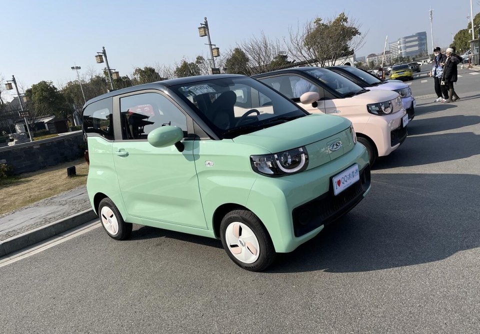 新能源奇瑞qq冰淇淋四座,奇瑞新能源qq冰淇淋试驾
