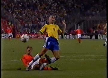 球王青春记忆,球王加冕标志