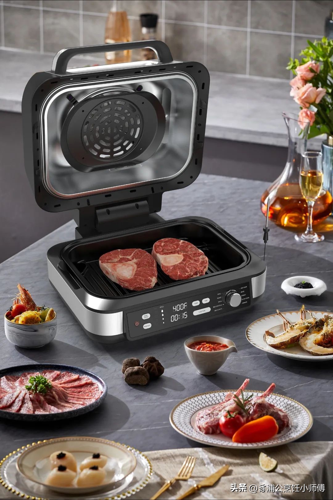 蓝月醇酒庄:创新美食社交晚宴,高端人脉荟萃,共享无限商机!