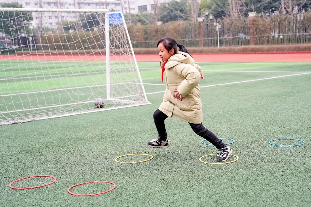 家长参观学校对学校的赞赏,蓝港外国语学校活动