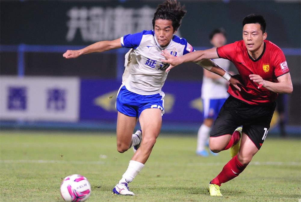 张珉励志故事,延边足球张成珉赚了多少钱