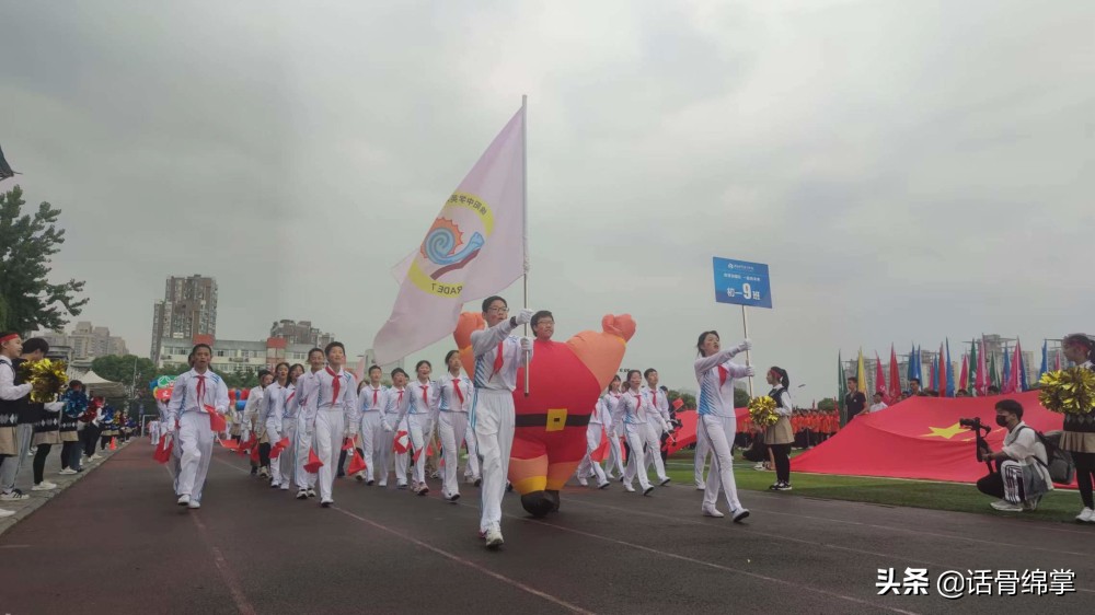 体育节燃爆校园,学校运动会高燃展示校园文化