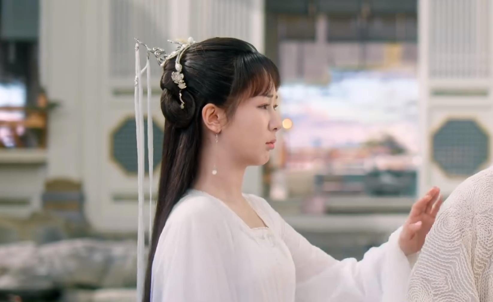 仙女打扮得像村花，古偶发型千篇一律，造型师真是毁剧不倦