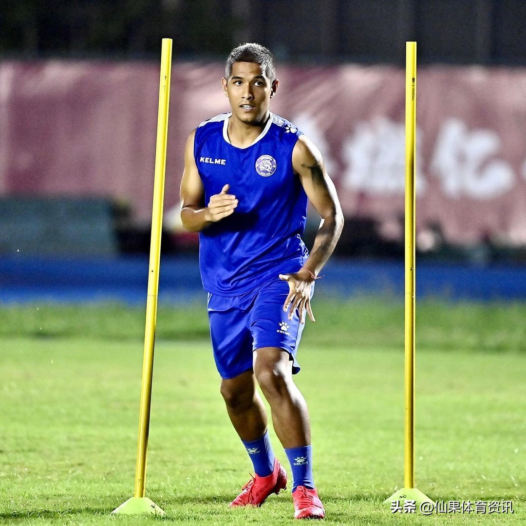 萧涛涛在中国赚多少钱,萧涛涛归化后现状