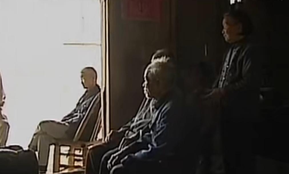 浙江“食蚁村”：人人吃蚂蚁，每天消耗百斤，蚂蚁越吃越多，为啥