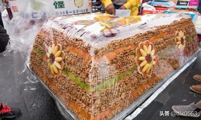 新疆切糕多少钱一刀,一刀下去的切糕有多贵