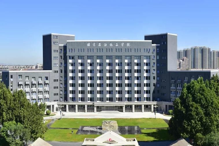 中国最宜居住的十大城市青岛,中国年轻人向往的十大城市青岛