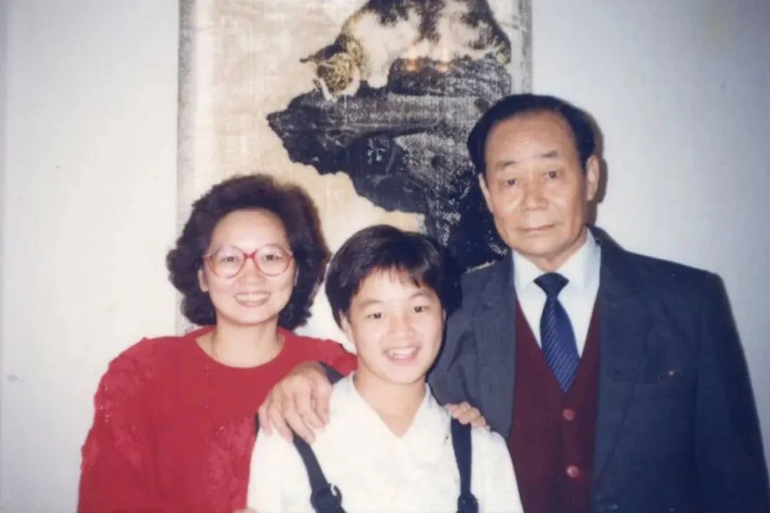 大S离婚找她哭诉、周迅与她相见恨晚…沉寂十年，她终于翻红了