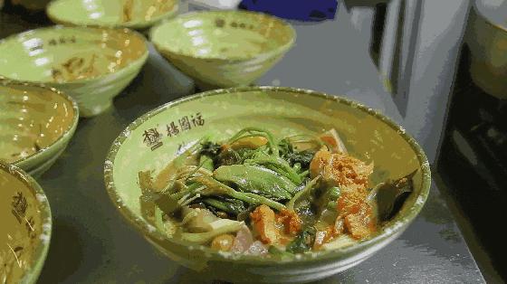 杨国福麻辣烫第一股,杨国福麻辣烫创业史