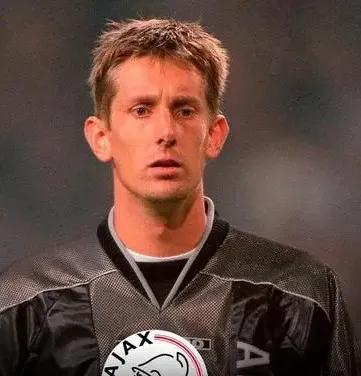 荷甲冠军阿贾克斯欧冠赛场,阿贾克斯获得荷甲冠军