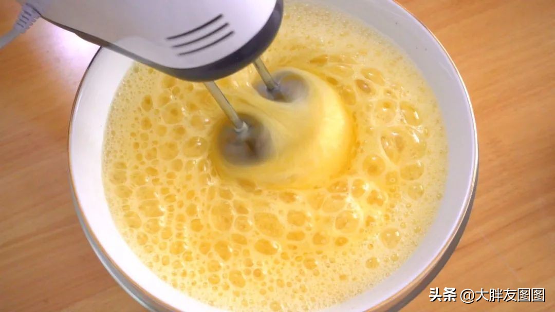 最简单的老式蛋糕的做法,松软细腻好吃的无水蛋糕的做法