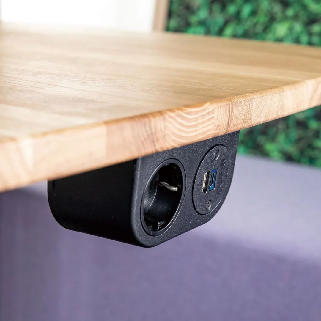 藏在写字楼里面的工作室,智慧办公工作站