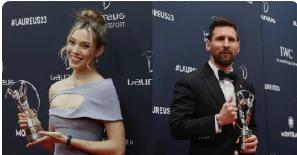 【法治热点早知道】网传一公职人员吃饭时让邻桌女子陪酒被拒后打人？官方通报：属实！