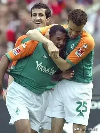 法国齐达内精彩进球,法国中场大师齐达内