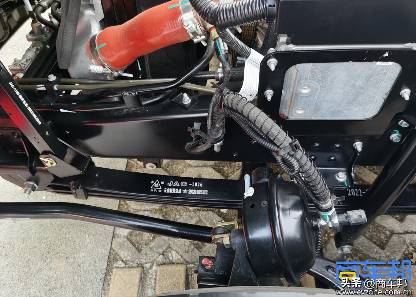 帅铃s7插混轻卡售价,湿式双离合双质量飞轮