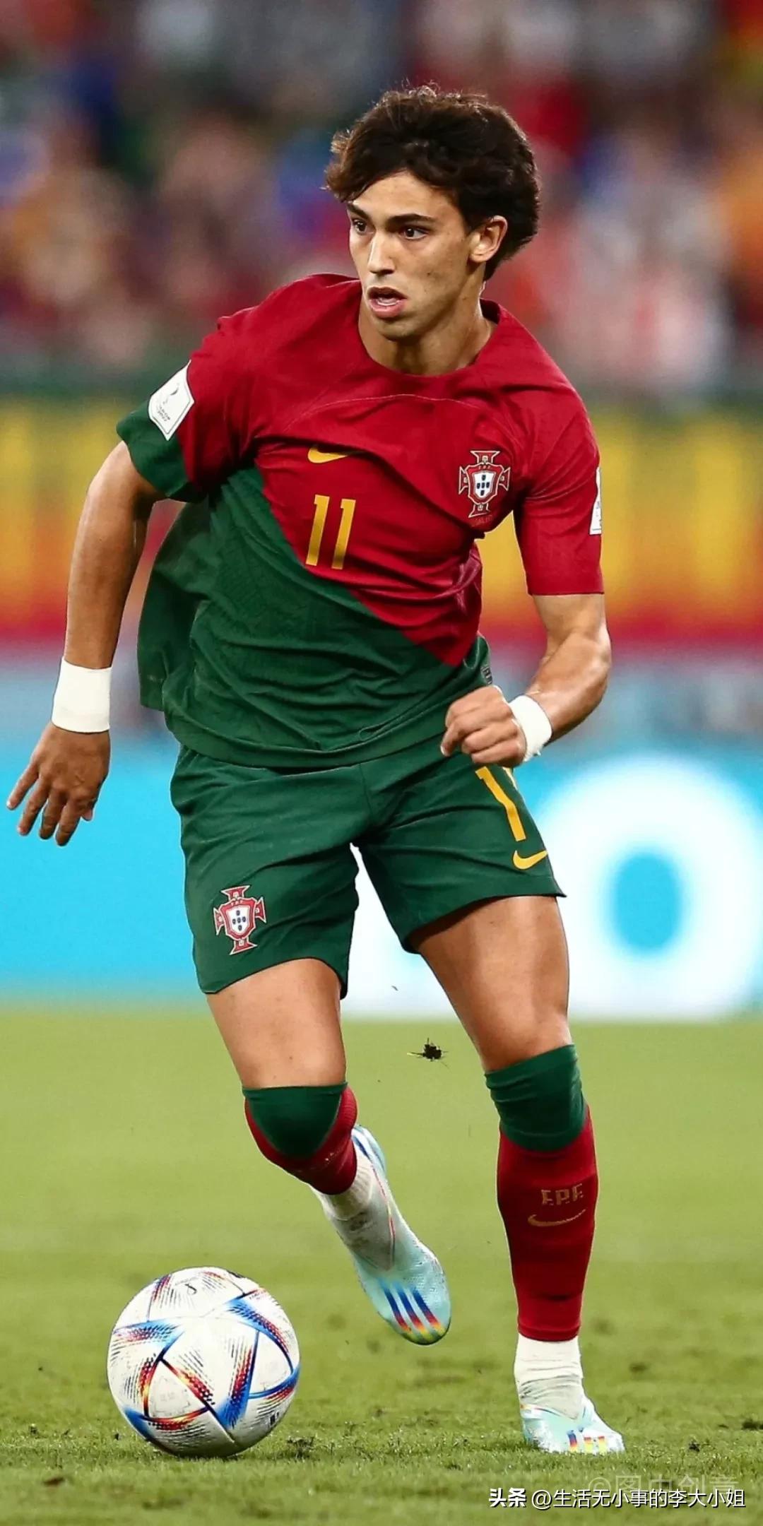 记忆中的足球总是在新闻马上结束时