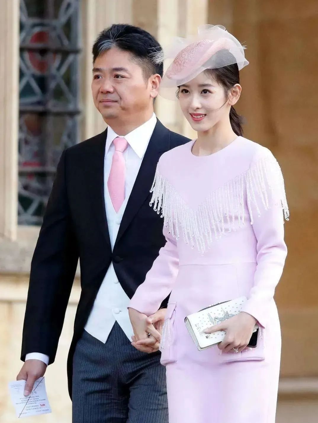 高调亮相戛纳，章泽天真没怀三胎？