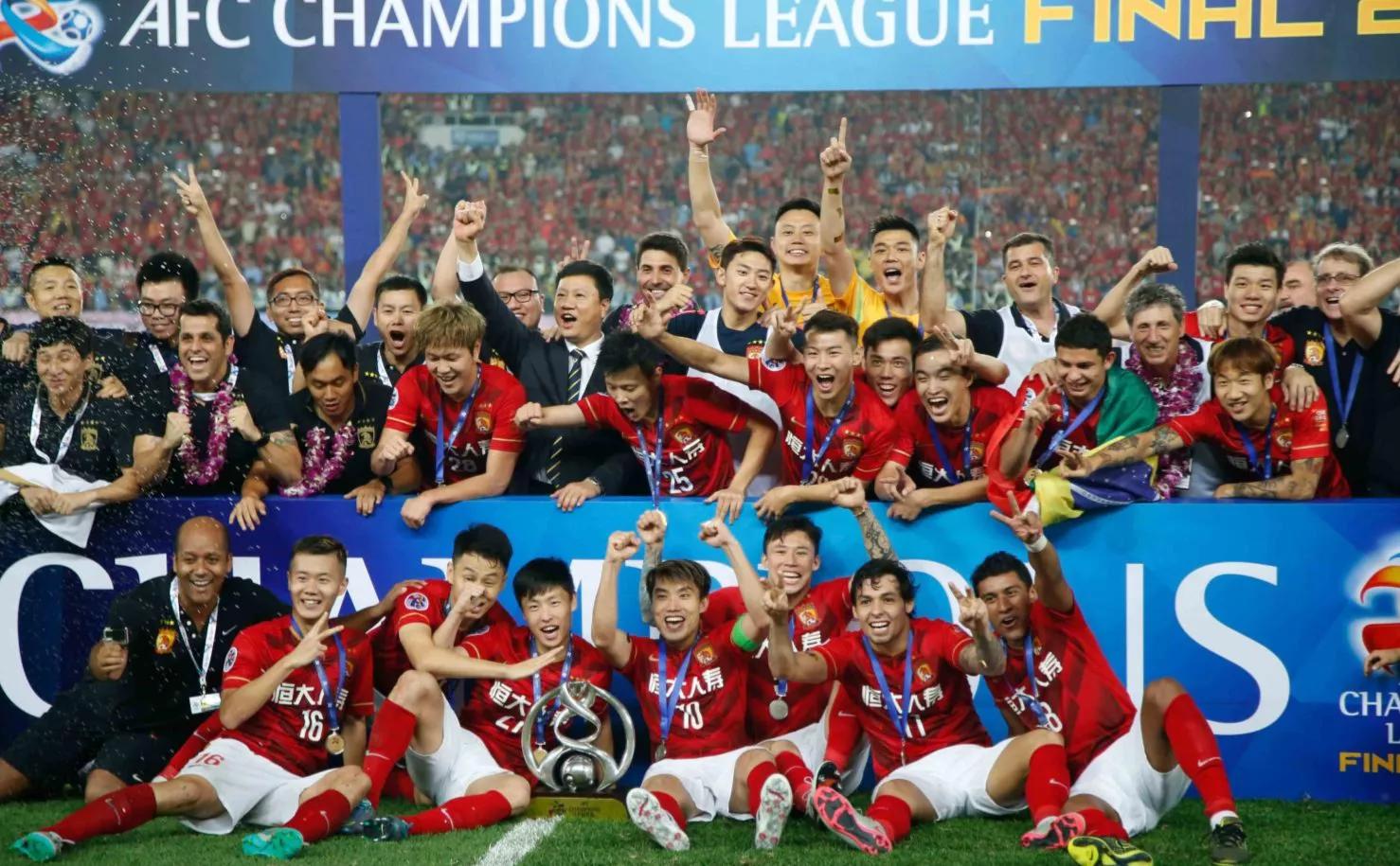 武汉三镇打深圳集锦,武汉三镇足球队升级之路