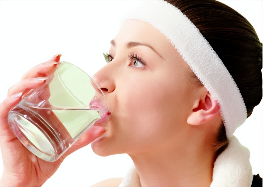 尿液柠檬黄是什么原因引起的,尿液黄泡沫多是什么原因