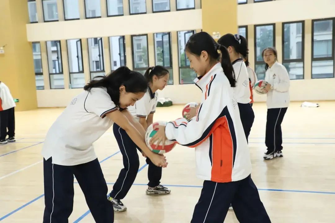 走进直播间|这所学校办学仅三年，实力不容小觑！