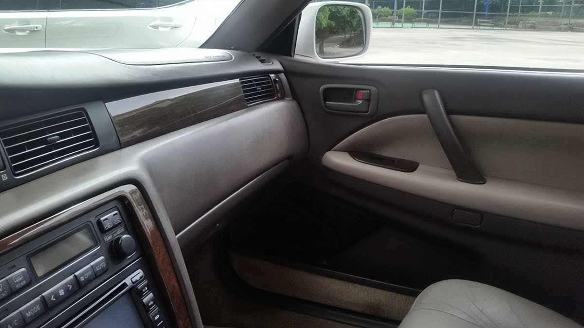 丰田155皇冠,2002款丰田皇冠155