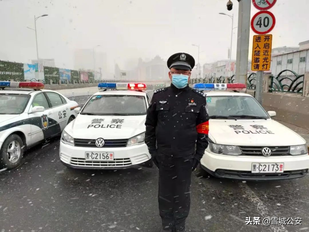 【核心使命2022】平安的背后，是他们迎难而上默默坚守的身影......致敬抗疫一线带病坚守岗位的雪城民警！