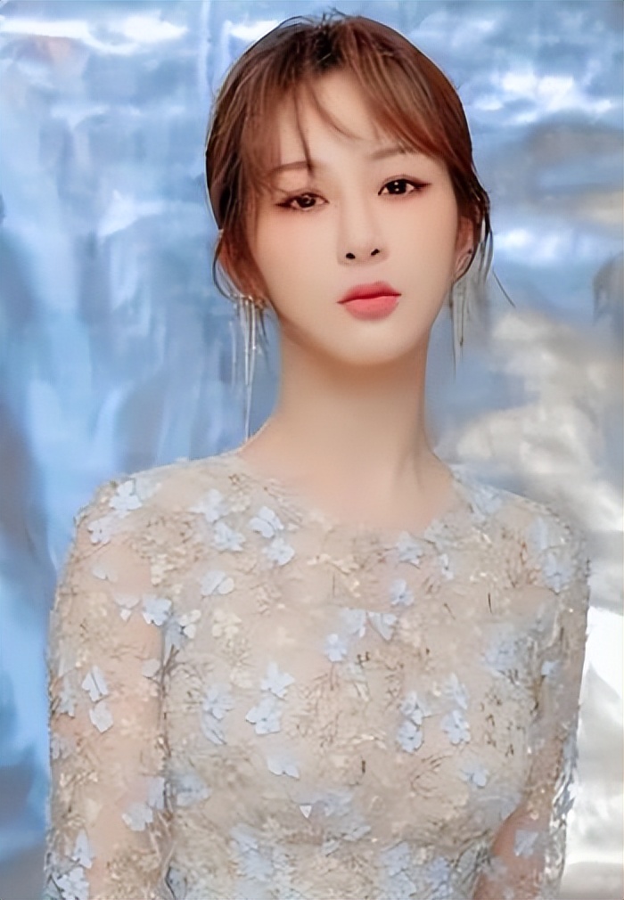 富婆杨紫,杨紫小富婆