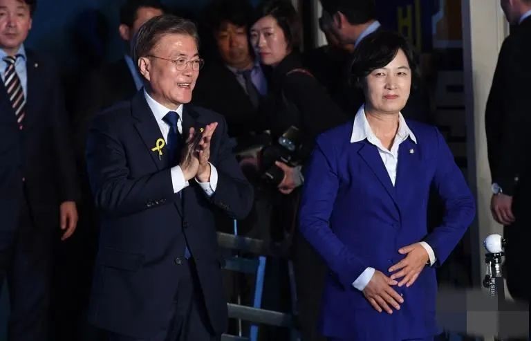 文在寅卸任总统后会怎么样,文在寅是怎么当上韩国总统