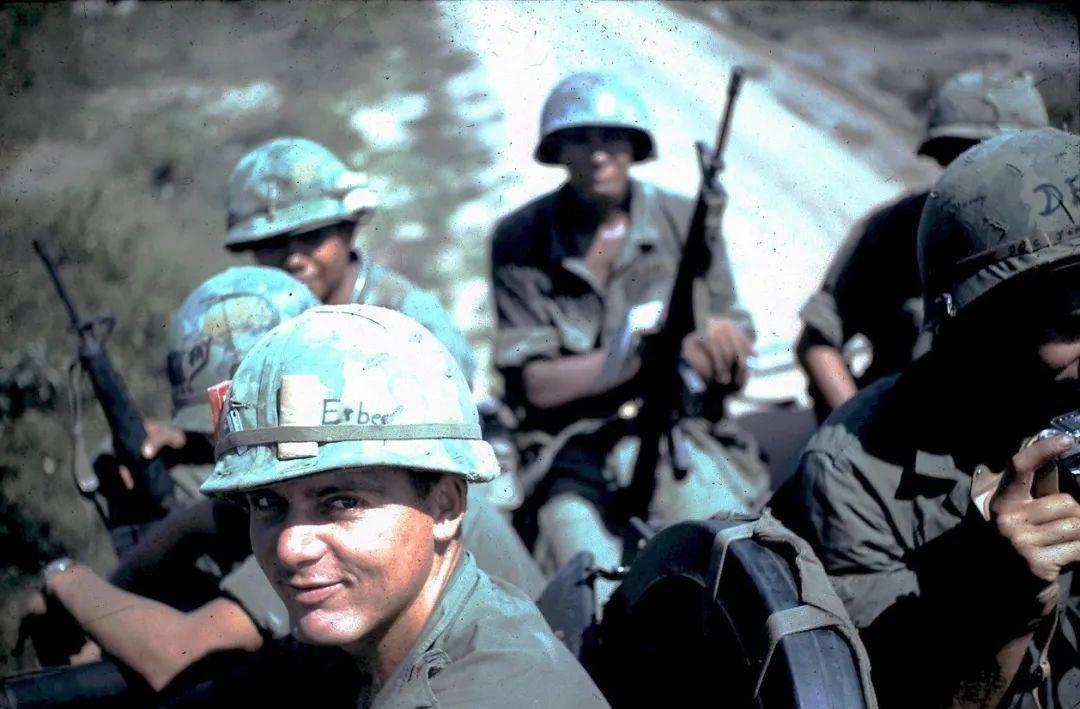 从“同志加兄弟”到兵戎相见，越南为何要做“白眼狼”？