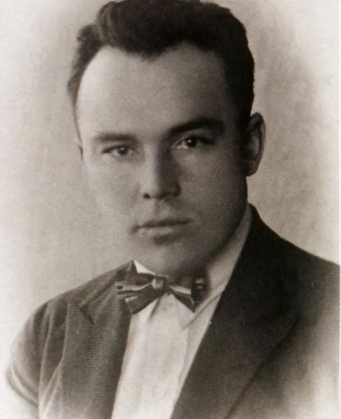 335、他被誉为苏联的歼击机之父！