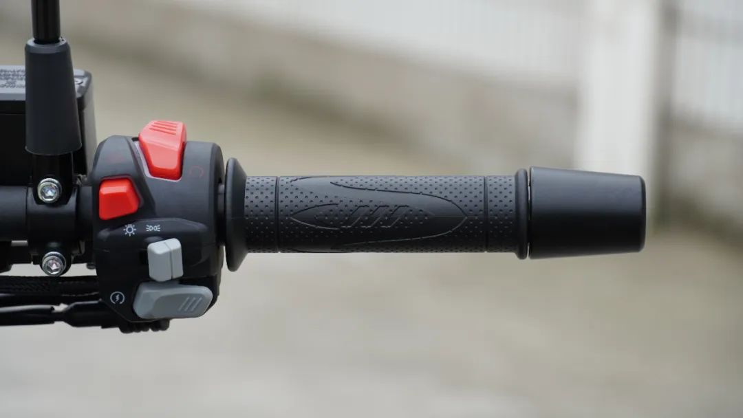 座高700以下的巡航车合资,可载人的复古巡航车300cc