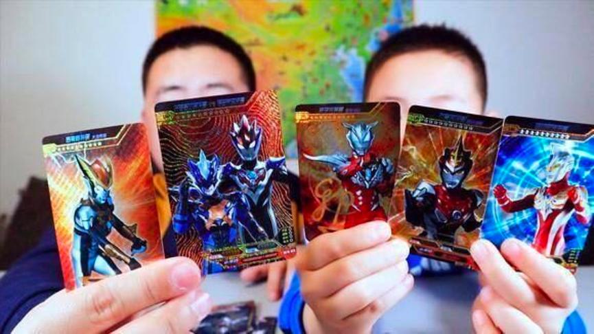 200万没凑齐奥特曼卡片,200万集奥特曼卡片没集满