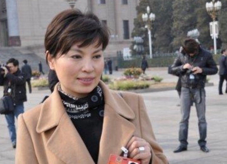 央视主播李瑞英儿子两次坠楼,央视主播李瑞英儿子坠楼后怎样了