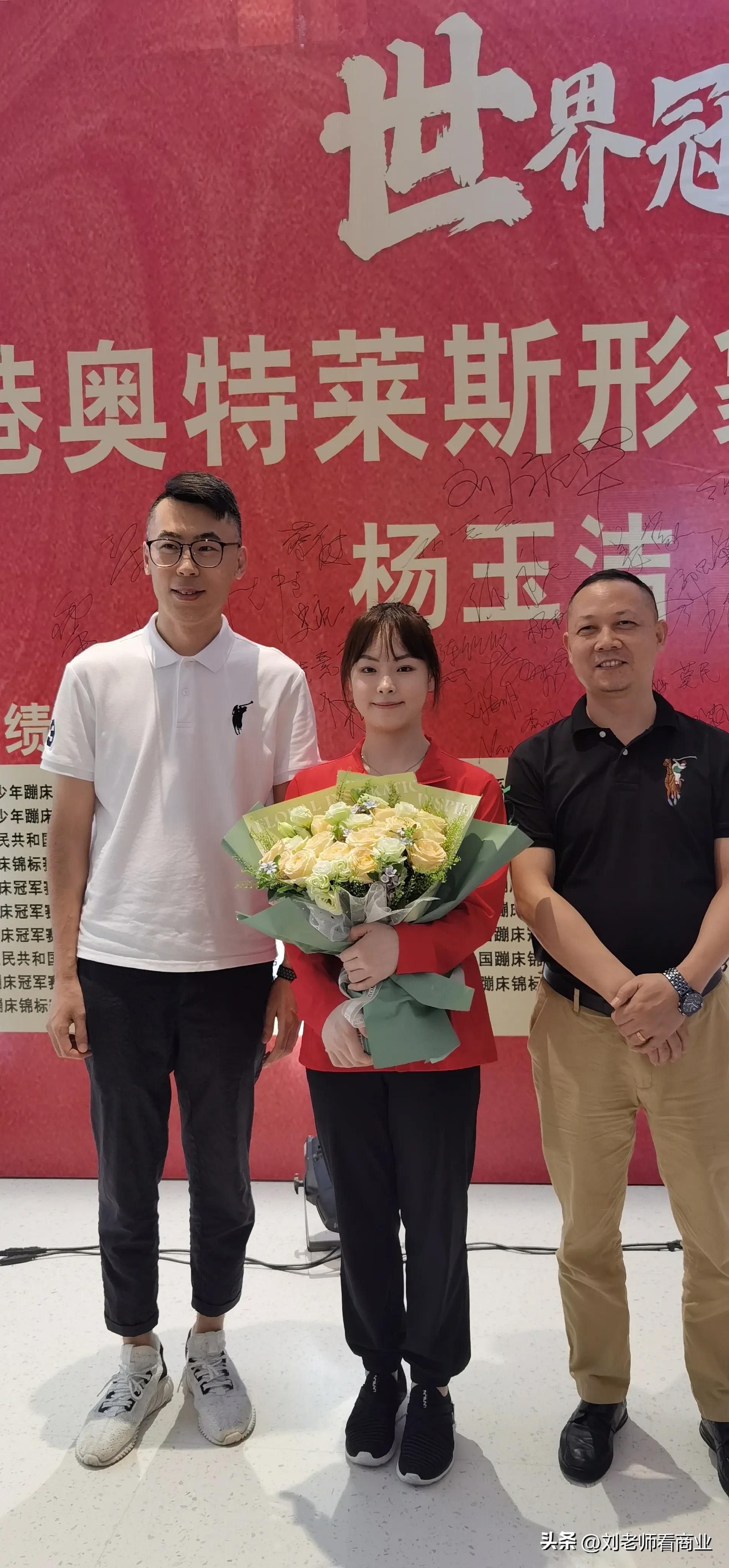 长华汇奥特莱斯,佛山长华汇奥特莱斯开业