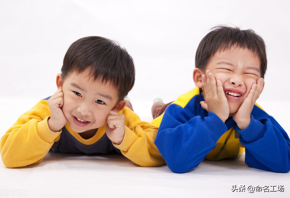 男孩起名阳刚霸气高贵的名字,今年流行的男宝宝名字大全
