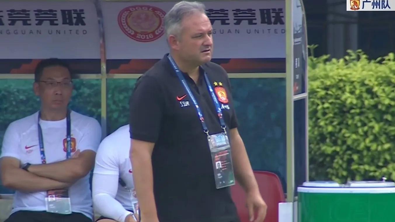 换帅如换刀崔康熙,换帅如换刀广州队迎来大胜