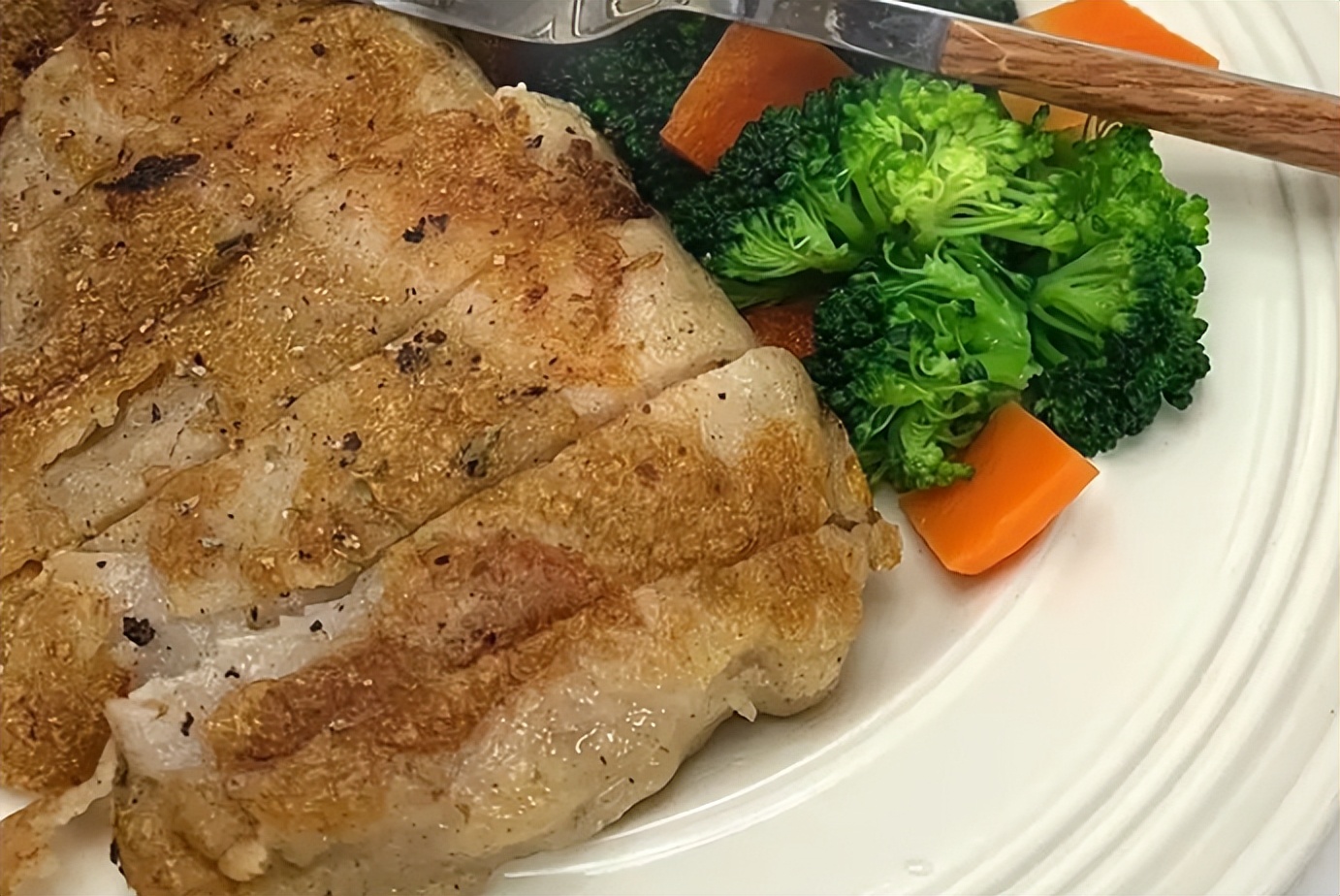 菜冷了没有微波炉怎么加热,怎么解决冬天饭菜冷得快