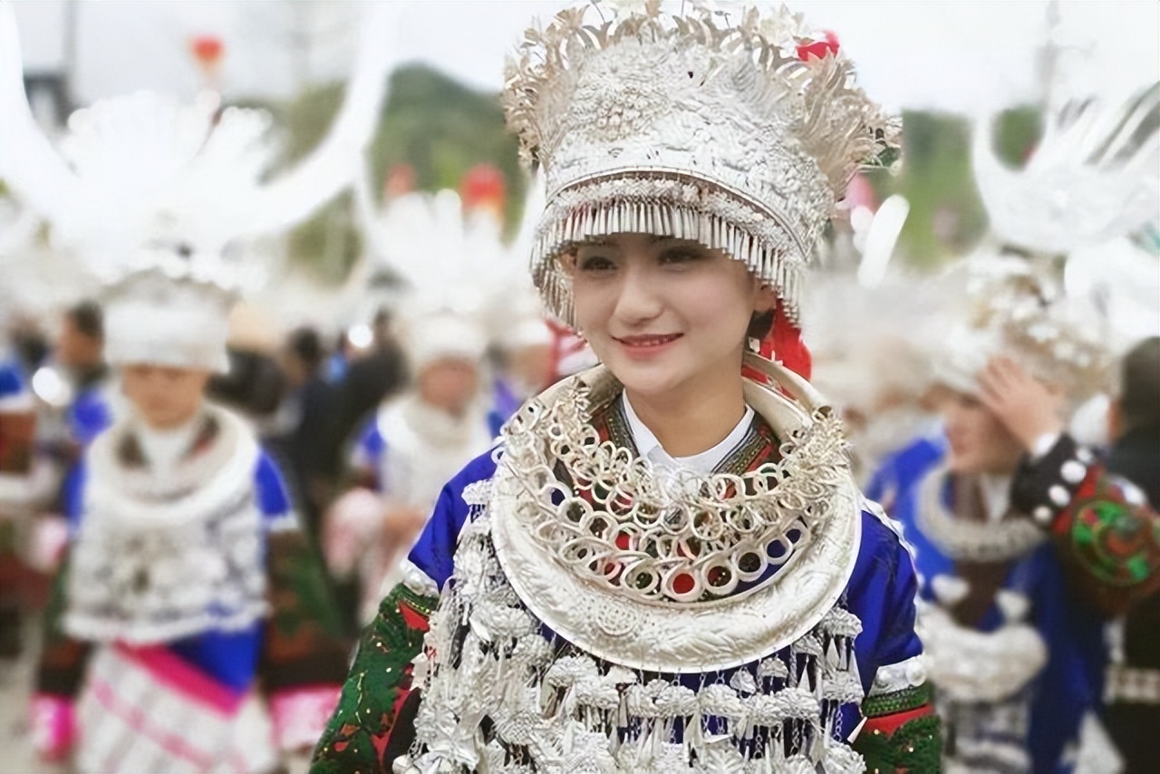 苗族古歌发源地是哪里,苗族文化有哪些古老的传统歌舞