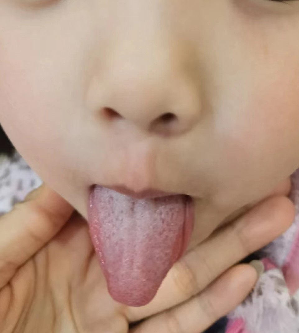 养孩子只是吃饱穿暖不生病吗,养孩子可不是只管吃饱喝好