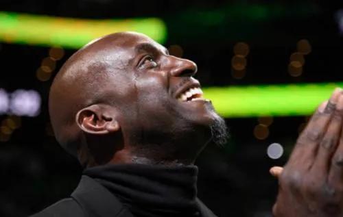 加内特球衣退役仪式全回顾,加内特退役5号