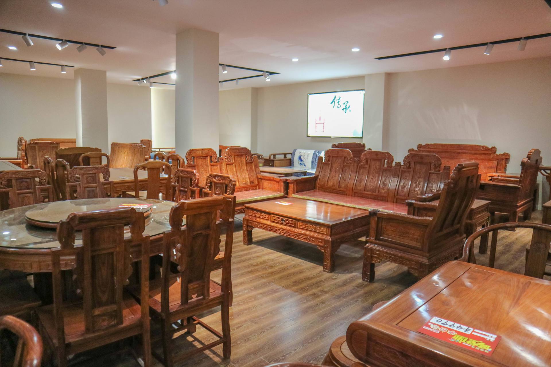 福州闽侯家具店免费送家具,家具免费送商业模式